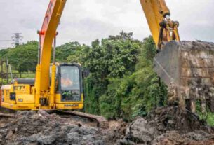 Desassoreamento do Rio Jundiai