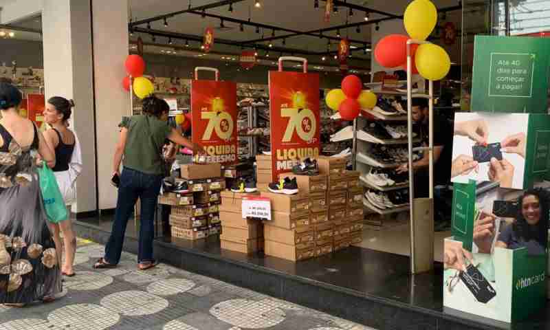 Lojas de Mogi oferecem descontos de até 70%