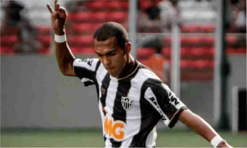 TST obriga Atlético MG a pagar adicional noturno ao ex-jogador Richarlyson