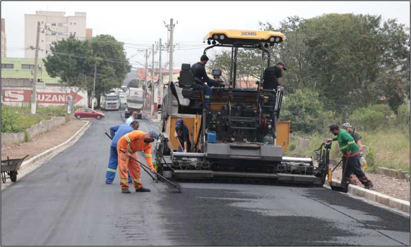 Obras de pavimentação em Suzano