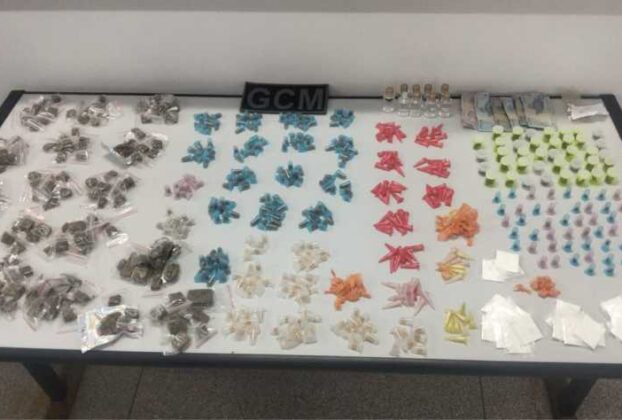 GCM de Suzano prendeu cinco por tráfico