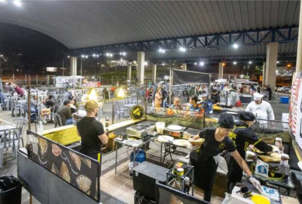 Feira Noturna de Braz Cubas com sorteios para o Mês das Crianças